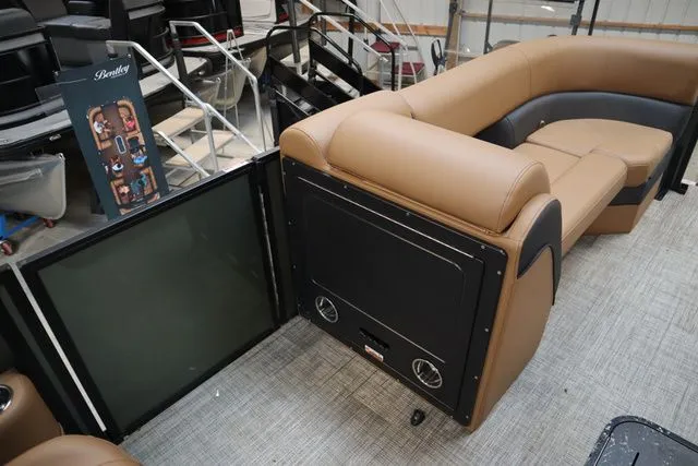 Slide: The Image of Bentley Pontoons Elite 223 Swingback DC Triple Tube Pkg 2026 - 7
