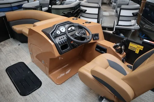 Slide: The Image of Bentley Pontoons Legacy 243 Swingback Ext. Triple Tube Pkg 2026 - 8