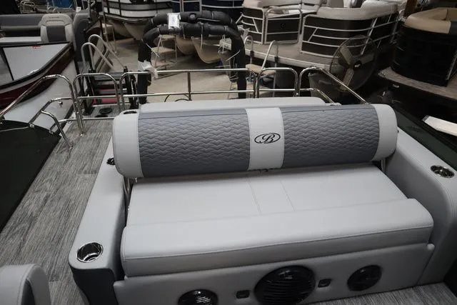Slide: The Image of Bentley Pontoons Elite 223 Swingback DC Triple Tube Pkg 2026 - 4