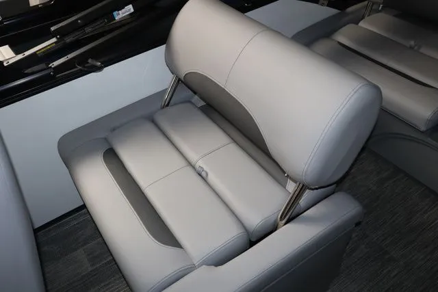 Slide: The Image of Bentley Pontoons Legacy 223 QSB Triple Tube Pkg 2026 - 6