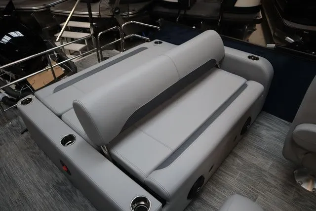 Slide: The Image of Bentley Pontoons Legacy 203 Swingback Sport Tube Pkg 2026 - 8