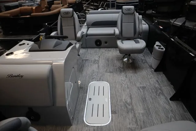 Slide: The Image of Bentley Pontoons Legacy 223 Forward Fish Swingback Sport Tube Pkg 2026 - 9