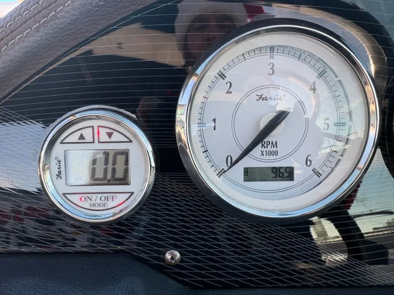 Slide: The Image of Regal 2000 ES 2016 - 14