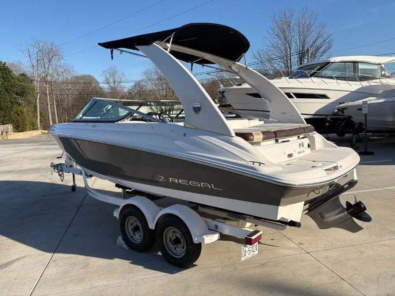 Slide: The Image of Regal 2000 ES 2016 - 5