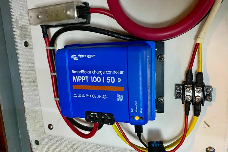 Slide: The Image of Hobbs Quartz hour meter on 1971 Hatteras 43 Double Cabin, showing 4987.1 hours. - 103