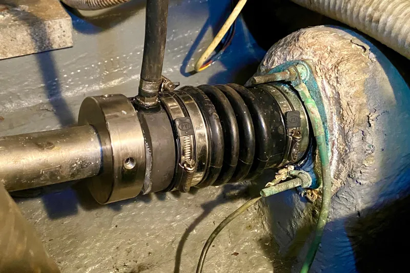 Slide: The Image of Hobbs quartz hour meter showing 6657 hours on a 1971 Hatteras 43 Double Cabin. - 104