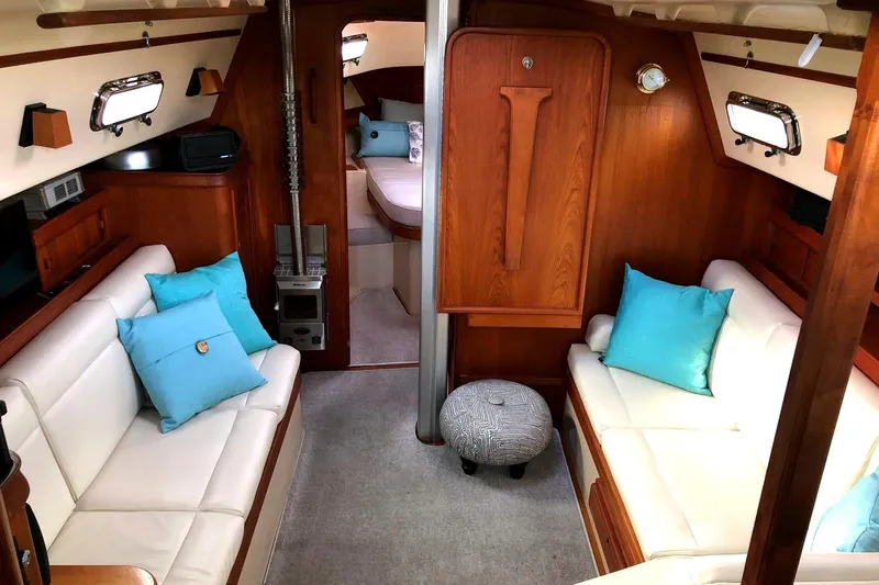 Slide: The Image of Salon - 4