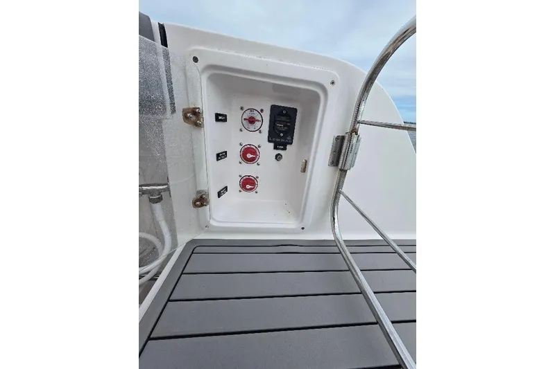 Slide: The Image of 2023 Drakkar 280CC - 19