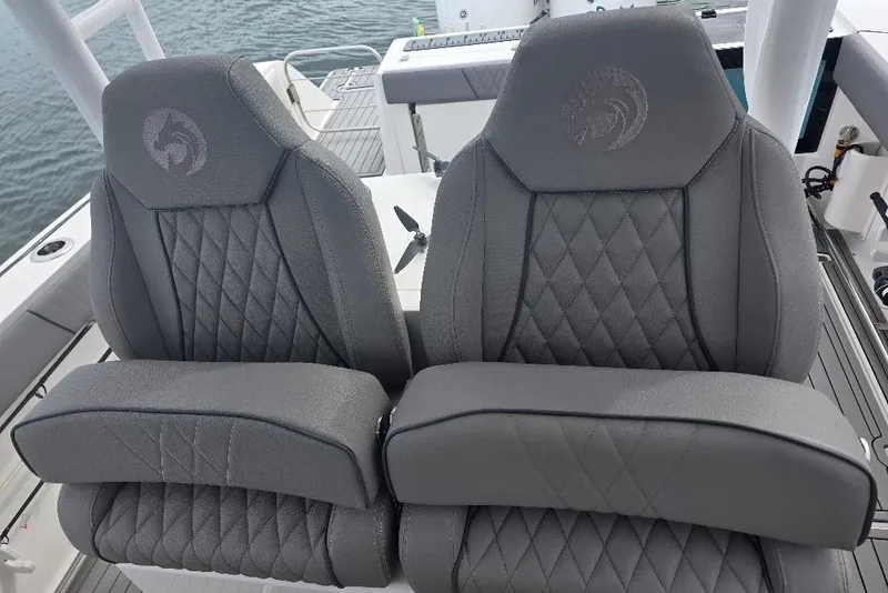 Slide: The Image of 2023 Drakkar 280CC - 6