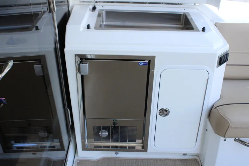 Slide: The Image of Galley area on a 2014 Cruisers Yachts 45 Cantius. - 14