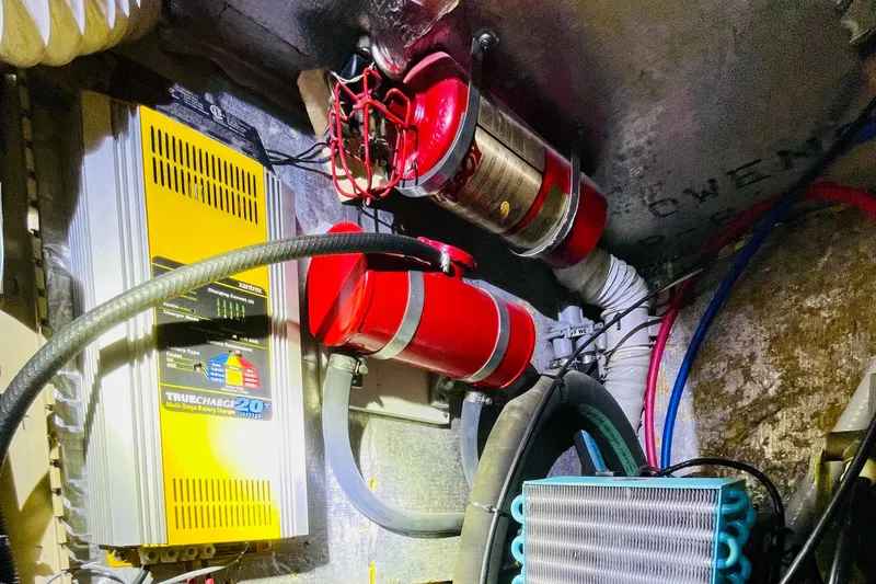 Slide: The Image of Electrical and fire safety equipment in 1986 Gulfstar HIRSCH boat engine room. - 51