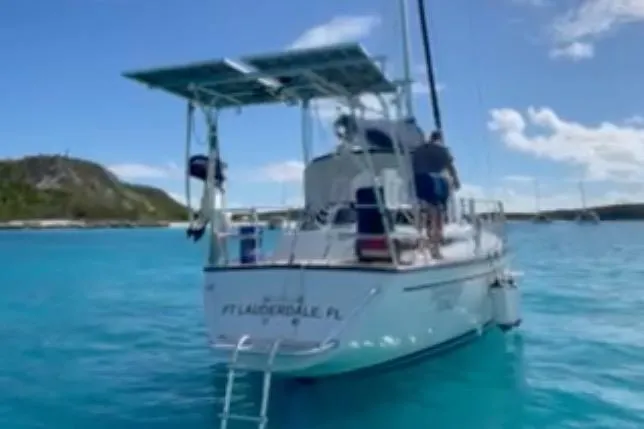 Slide: The Image of 1986 Gulfstar HIRSCH sailboat in turquoise waters near Fort Lauderdale, Florida. - 67