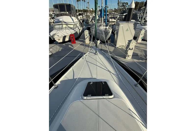 Slide: The Image of 2004 Catalina 36 MkII sailboat deck view at marina. - 46
