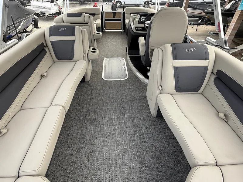 Slide: The Image of Barletta Cabrio 22Q w/ 200HP Mercury! 2023 - 11