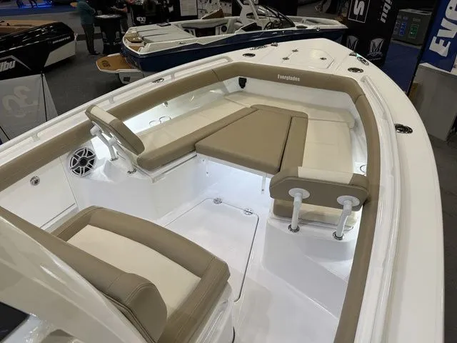 Slide: The Image of Everglades 253 Center Console 2026 - 21