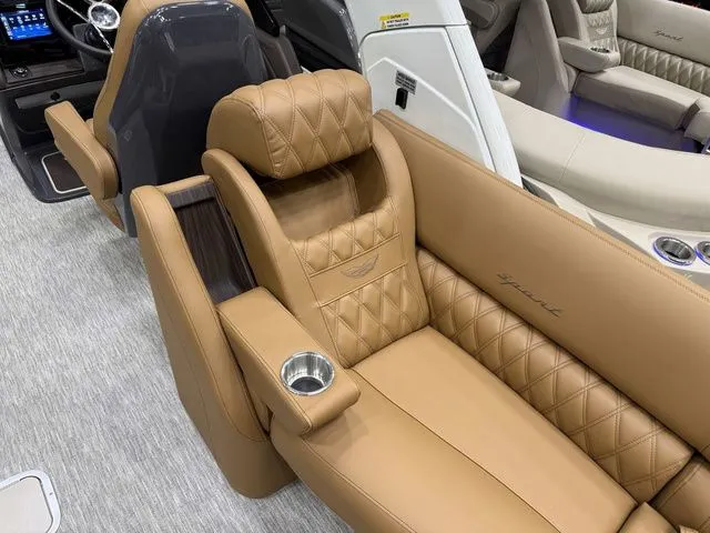 Slide: The Image of Bennington QX Quad Bench 30 QXFBWAX2 2026 - 30