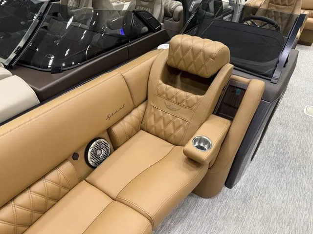 Slide: The Image of Bennington QX Quad Bench 30 QXFBWAX2 2026 - 10