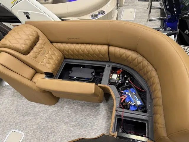 Slide: The Image of Bennington QX Quad Bench 30 QXFBWAX2 2026 - 29