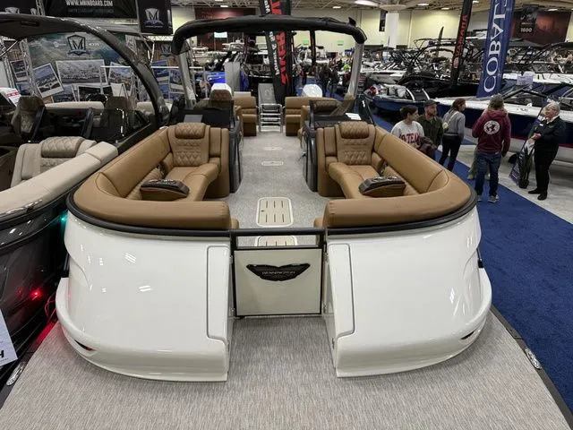 Slide: The Image of Bennington QX Quad Bench 30 QXFBWAX2 2026 - 5