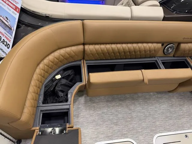 Slide: The Image of Bennington QX Quad Bench 30 QXFBWAX2 2026 - 8