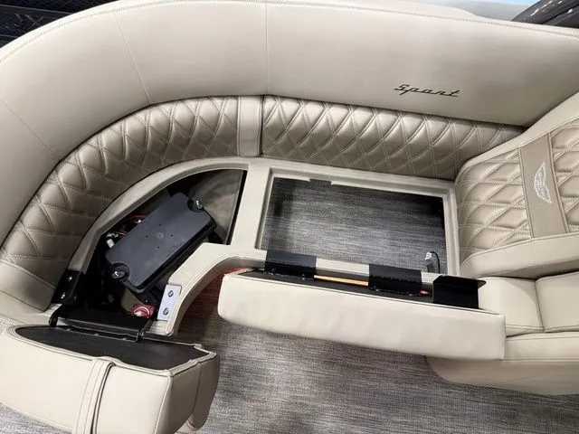 Slide: The Image of Bennington Q Quad Bench 27 QFBWAT2 2026 - 31