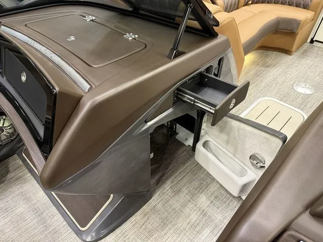 Slide: The Image of Bennington Q Quad Bench 25 QFBWA Tritoon 2026 - 23