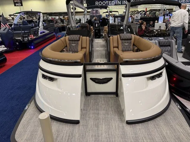 Slide: The Image of Bennington Q Quad Bench 25 QFBWA Tritoon 2026 - 3