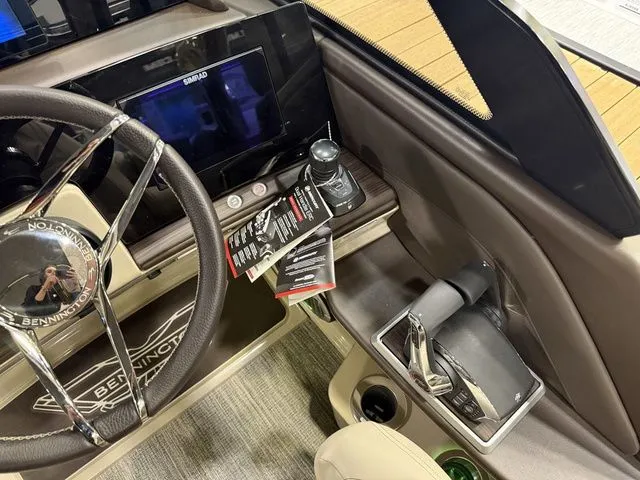 Slide: The Image of Bennington Q Quad Bench 27 QFBWAT2 2026 - 25