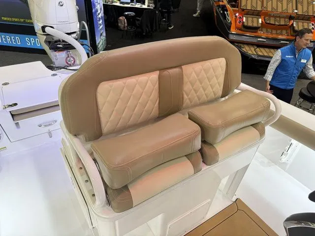 Slide: The Image of Everglades 253 Center Console 2026 - 16