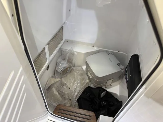 Slide: The Image of Everglades 253 Center Console 2026 - 30