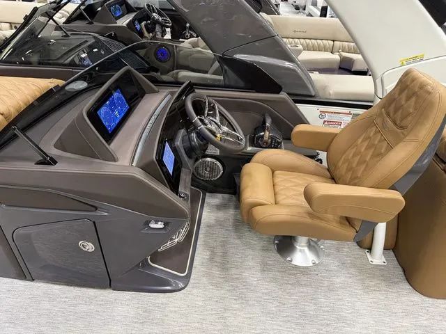 Slide: The Image of Bennington QX Quad Bench 30 QXFBWAX2 2026 - 20