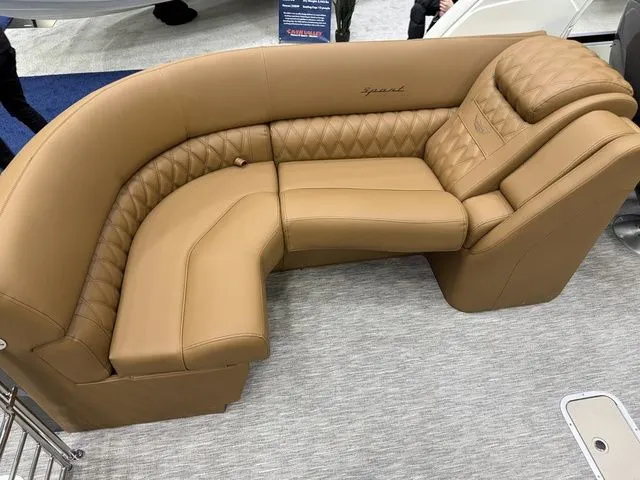 Slide: The Image of Bennington QX Quad Bench 30 QXFBWAX2 2026 - 31