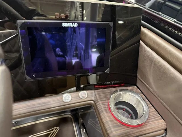 Slide: The Image of Bennington Q Quad Bench 25 QFBWA Tritoon 2026 - 20