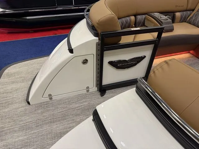 Slide: The Image of Bennington Q Quad Bench 25 QFBWA Tritoon 2026 - 5