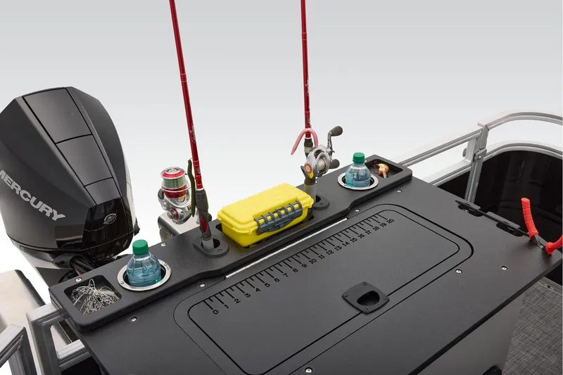 Slide: The Image of Sun Tracker Sportfish 24 XP3 2026 - 75