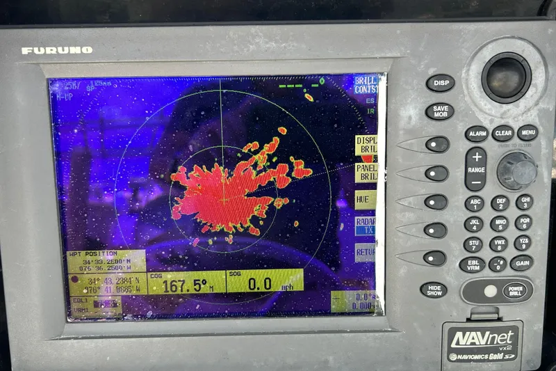 Slide: The Image of Furuno marine radar display on a 2005 Regulator 26 Forward Seating boat. - 20