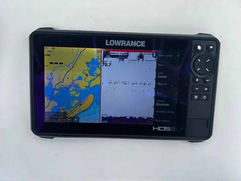 Slide: The Image of Lowrance HDS-9 marine GPS and sonar display on 2015 Carolina Skiff 21 Ultra Elite. - 13