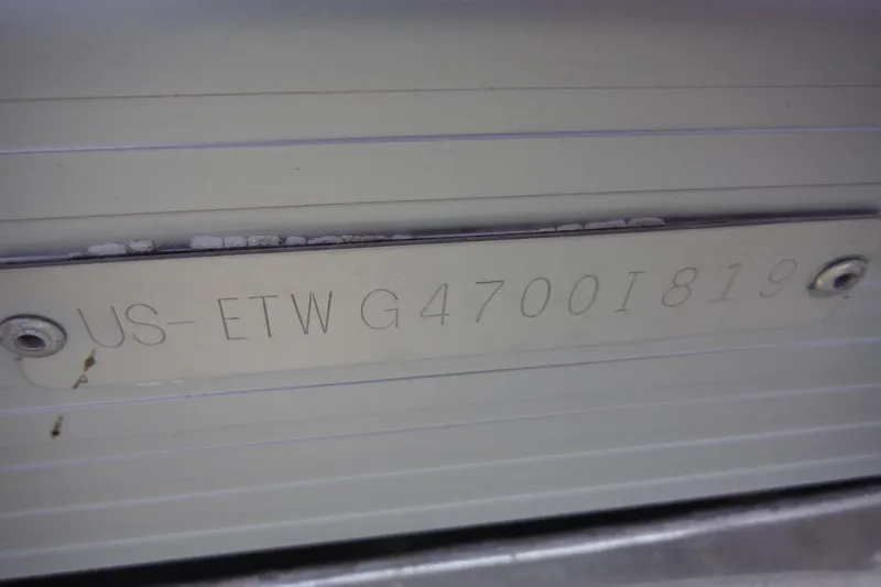 Slide: The Image of 2019 Bennington SX 22 SSRX boat hull identification number plate. - 20