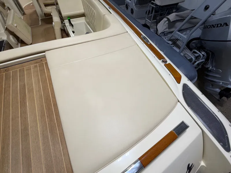 Slide: The Image of Chris-Craft Launch 28 2015 - 16