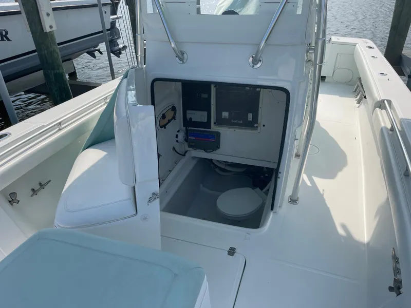 Slide: The Image of Interior of a 2007 SeaCraft 32 boat with modern amenities. - 35