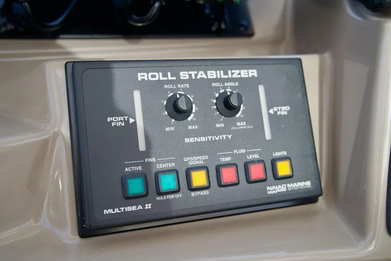 Slide: The Image of Control panel of a 2000 Carver 506 Motor Yacht roll stabilizer system. - 29
