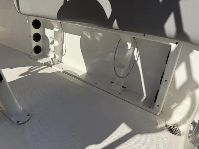 Slide: The Image of NauticStar 2302 Legacy 2022 - 27