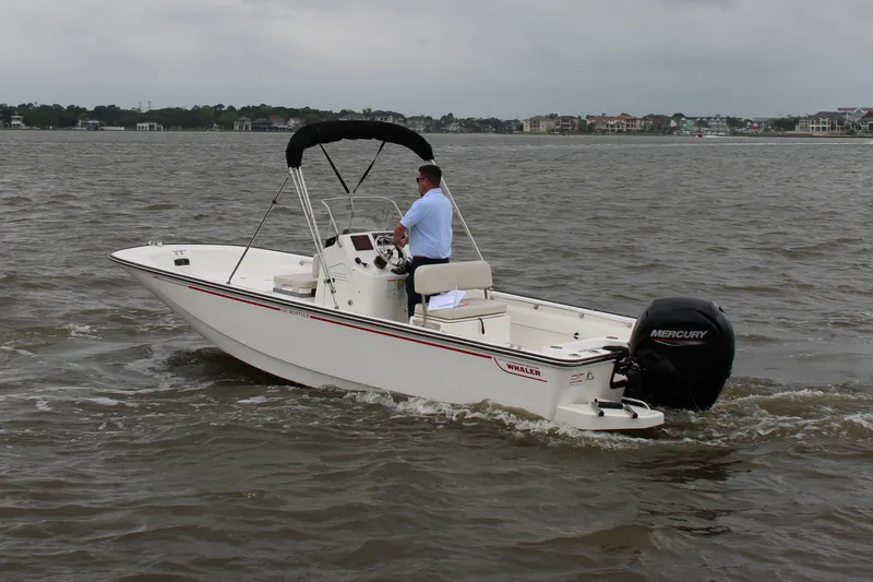 Slide: The Image of Boston Whaler 190 Montauk 2026 - 1