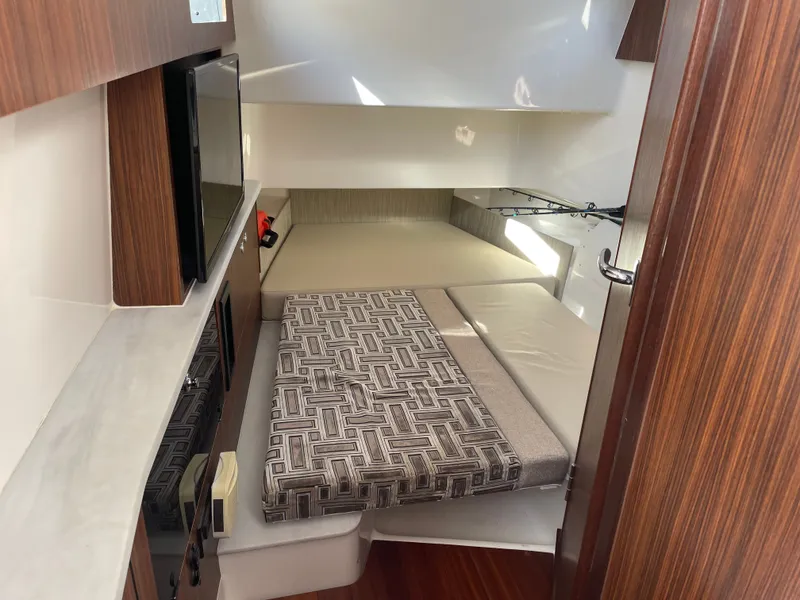 Slide: The Image of Pursuit S 358 Sport 2024 - 15