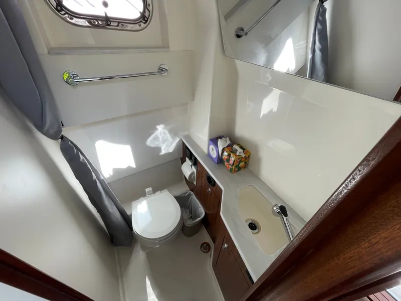 Slide: The Image of Pursuit S 358 Sport 2024 - 18