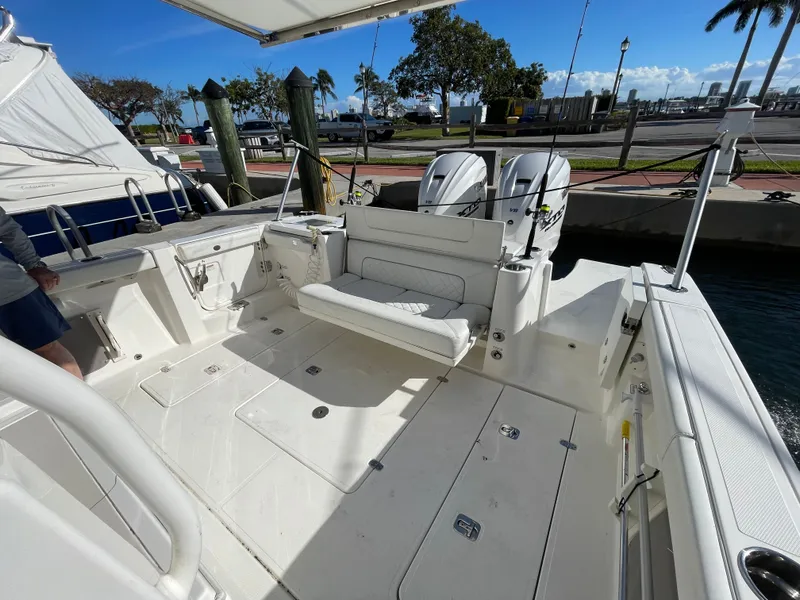 Slide: The Image of Pursuit S 358 Sport 2024 - 29