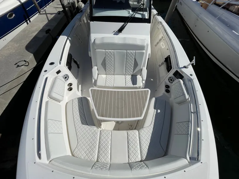 Slide: The Image of Pursuit S 358 Sport 2024 - 31