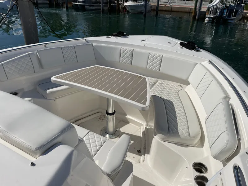 Slide: The Image of Pursuit S 358 Sport 2024 - 33