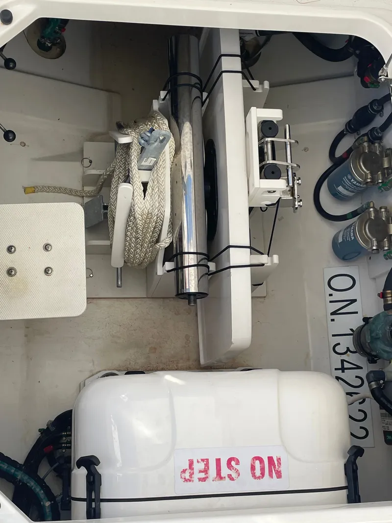 Slide: The Image of Pursuit S 358 Sport 2024 - 38