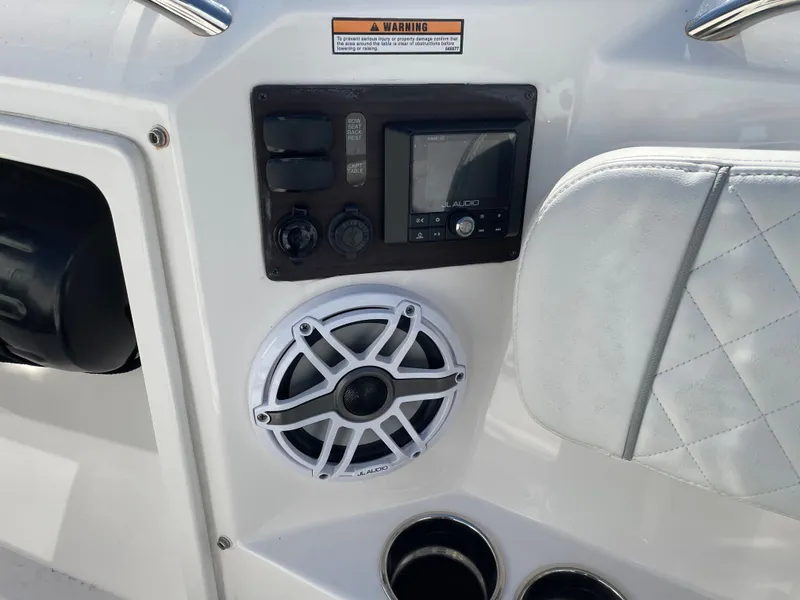 Slide: The Image of Pursuit S 358 Sport 2024 - 41